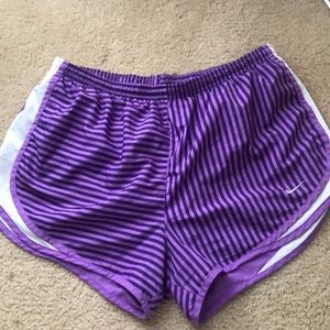Nike dri fit shorts size large